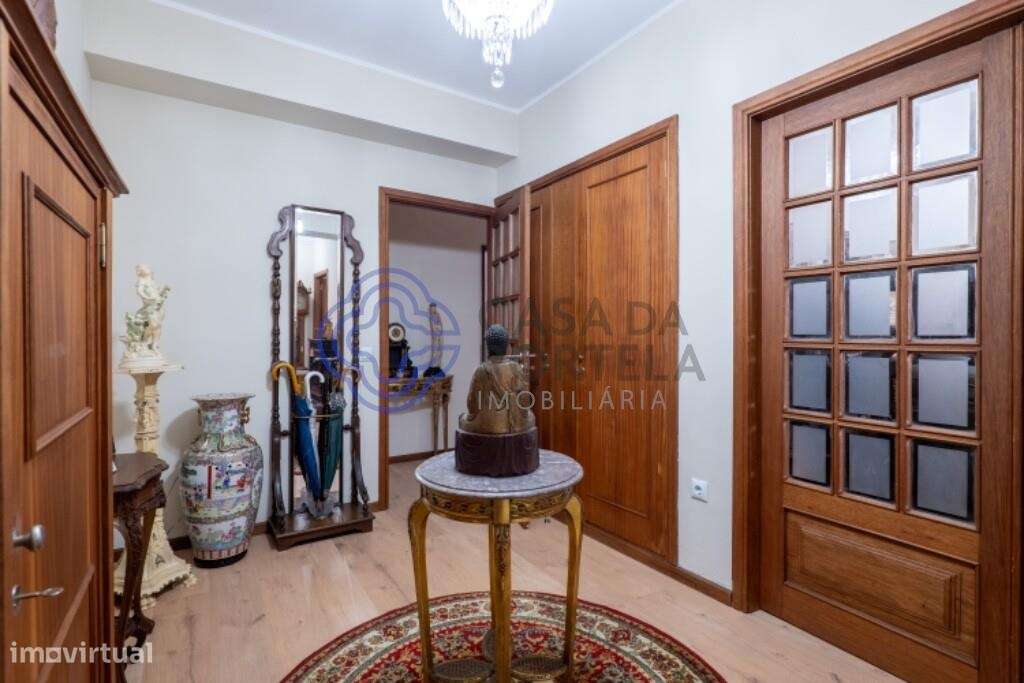 Apartamento T4 junto ao Metro de Salgueiros | Paranhos | Porto - Grande imagem: 4/41