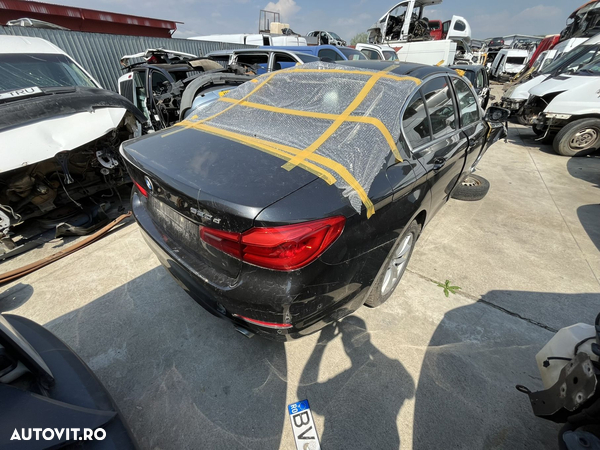 Aripa Spate BMW Seria 5 2018 Berlina Negru - 3