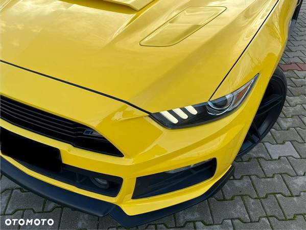 Ford Mustang 5.0 V8 GT Premium - 3