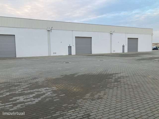 Armazém Industrial em condomínio fechado - Grande imagem: 2/4