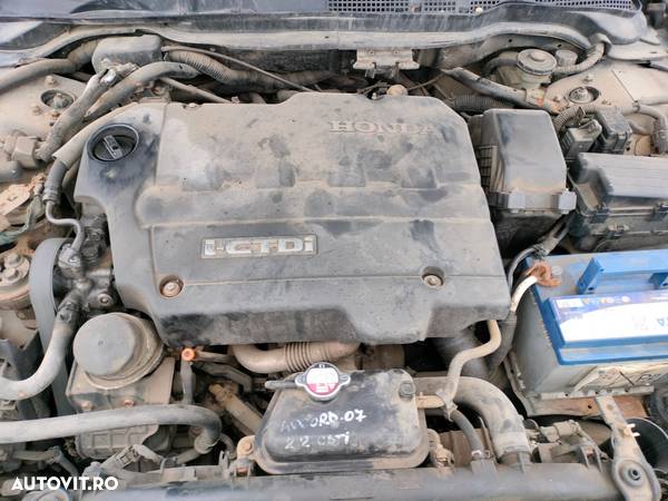 Dezmembrari  Honda ACCORD 7 (CL, CM)  2003  > 0000 2.2 i-CTDi Motorina - 4