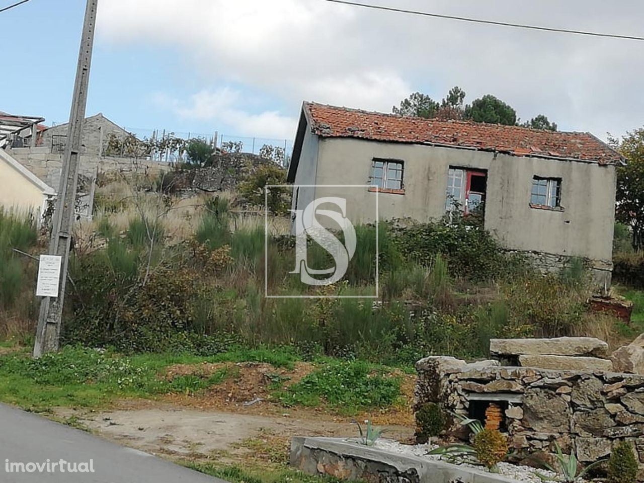 Casa para Reconstruir - Mouçós - Vila do Conde