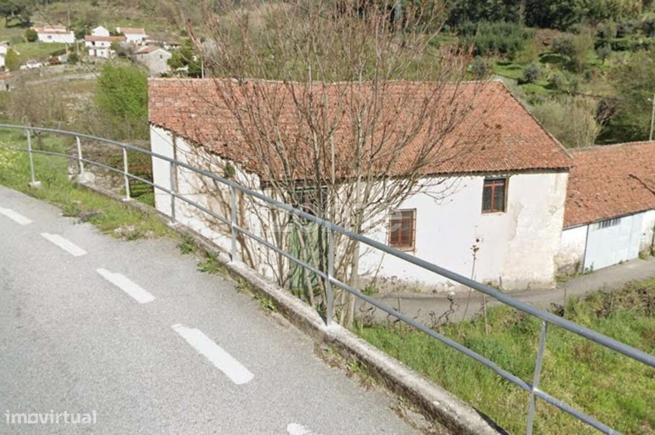 Quinta com lagar e moagem| Teixoso, Covilhã-23