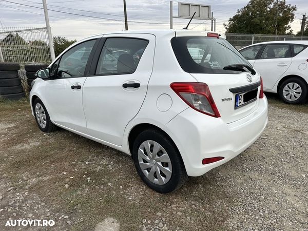 Toyota Yaris 1.4 D-4D Comfort - 1