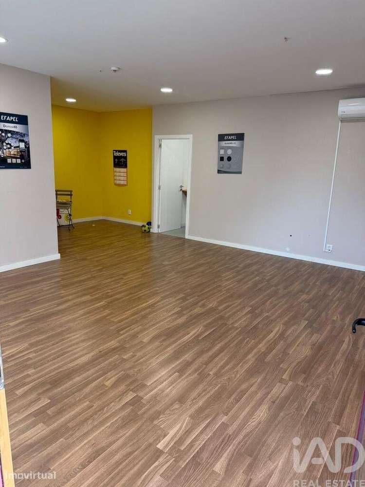 Loja / Estabelecimento Comercial em Loulé (São Clemente) de 53,00 m2 - Grande imagem: 2/11