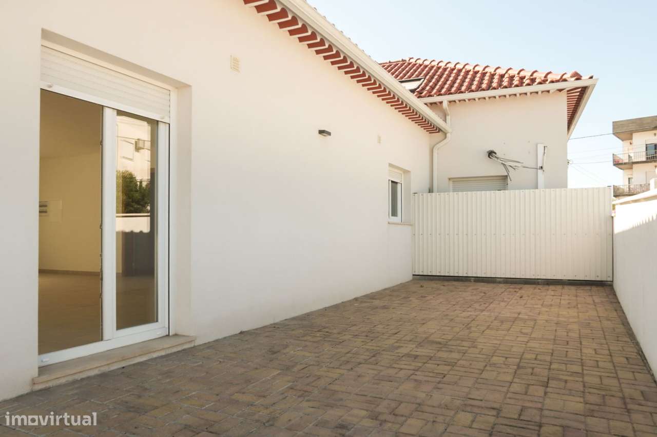 Moradia T3 Renovada - Fatima-24