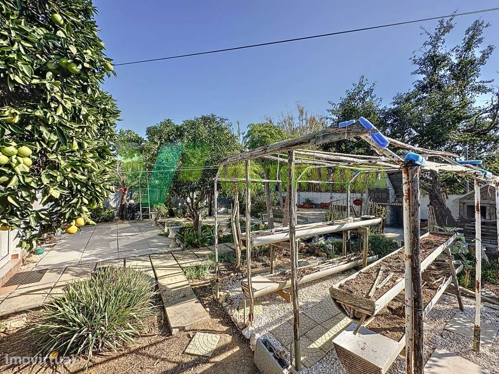 Casa Térrea na Figueira, Portimão, Terreno 800m2 - Grande imagem: 4/31