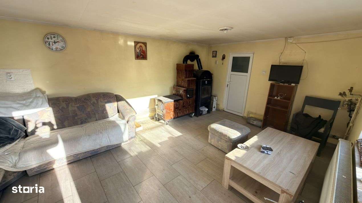 Casa 3 camere + curte 168mp in Avrig - Imagine principală: 4/10