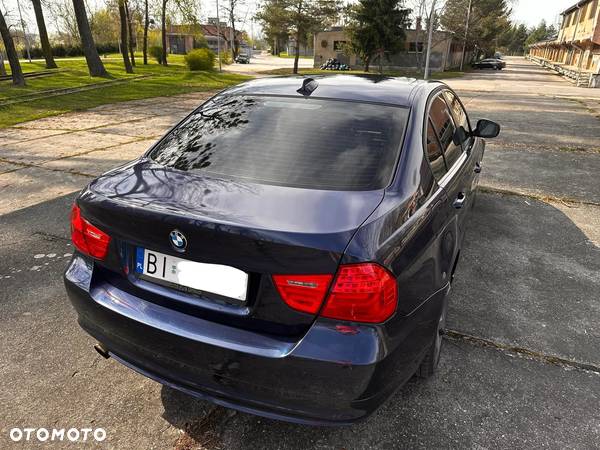 BMW Seria 3 318d - 6