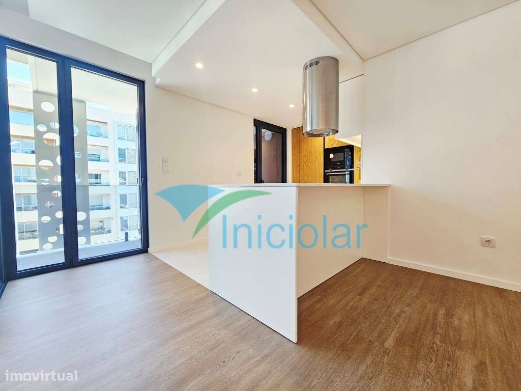 T3 Novo| 2 Suites| 2 Frentes| Garagem Fechada - Grande imagem: 4/37