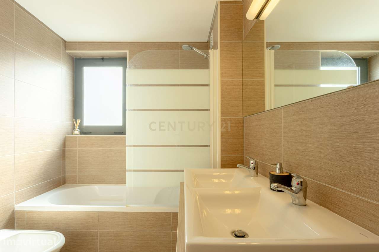 Apartamento T1+1 no Palmela Village com Piscina e 2 Lugares de Estacio-15