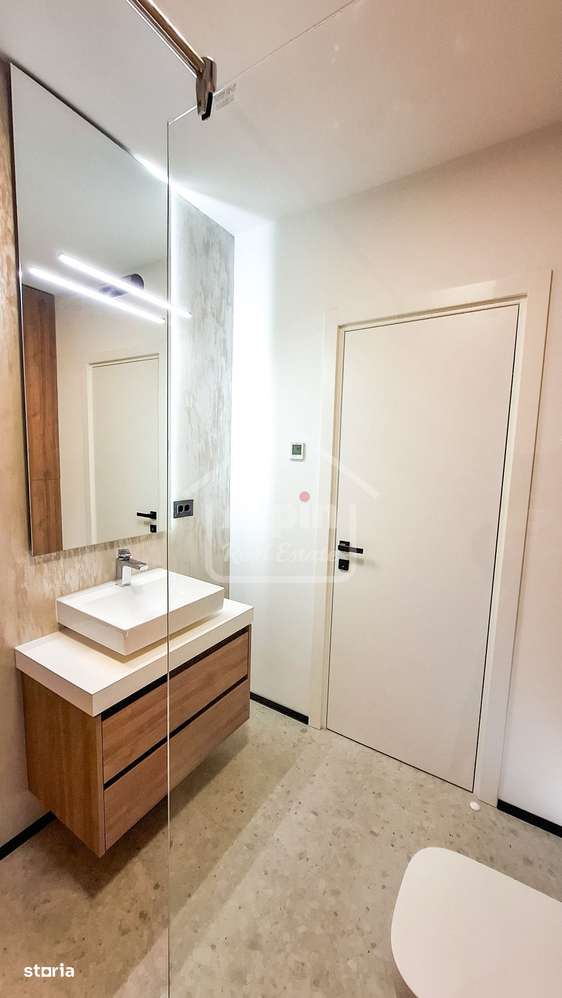 Locatie Premiun I Central-18