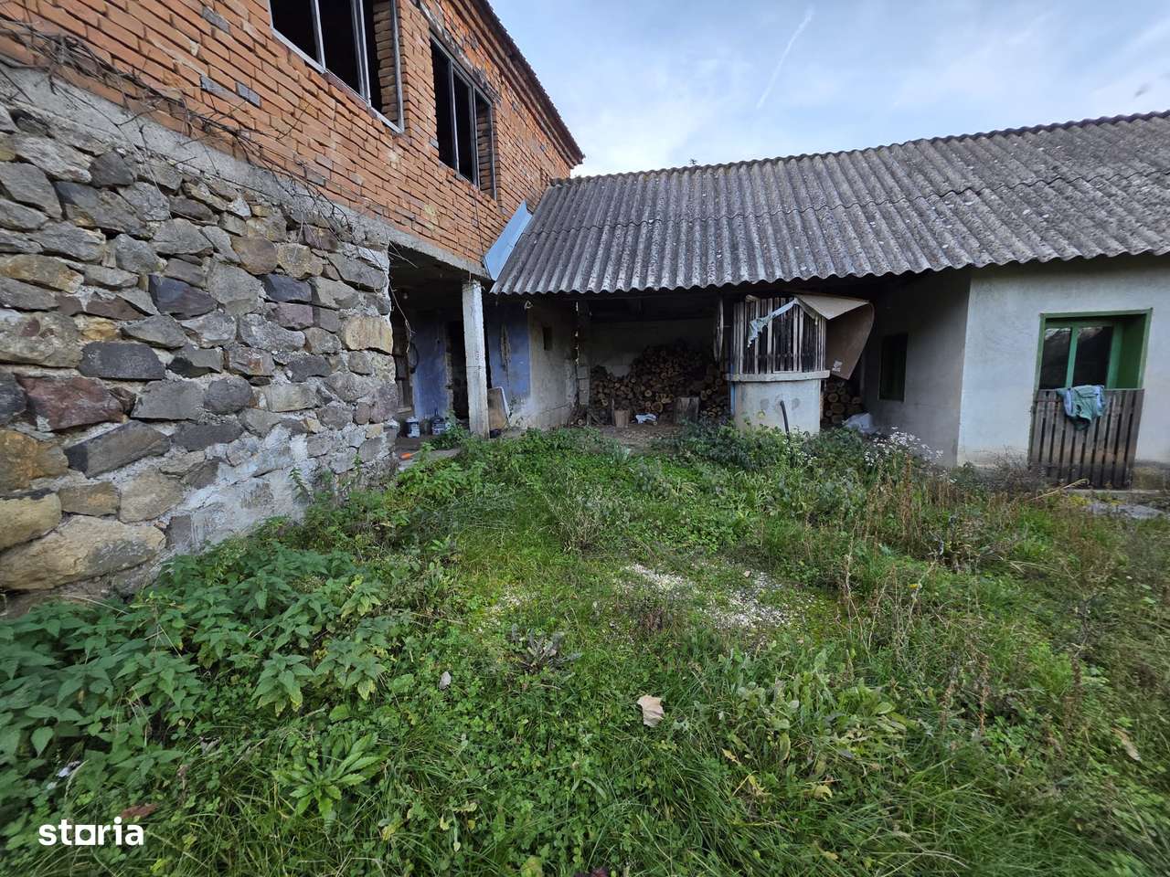 Casă de vânzare în loc Tisa, jud. Hunedoara – doar 37 de min de Deva.-8