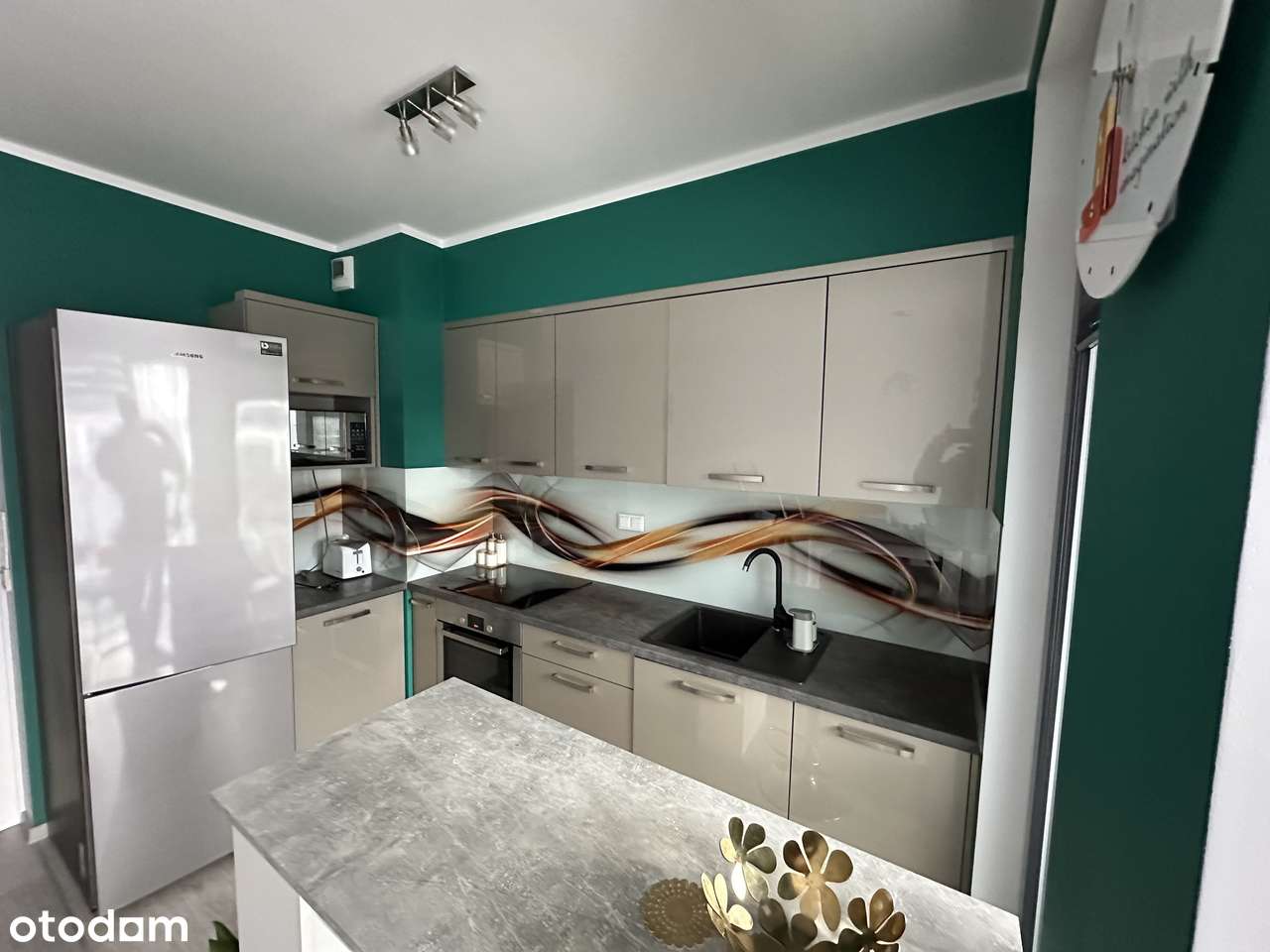 2 pokoje z tarasem i ogródkiem|klimatyzacja|garaż|bez prowizji - Pełny obrazek: 3/11