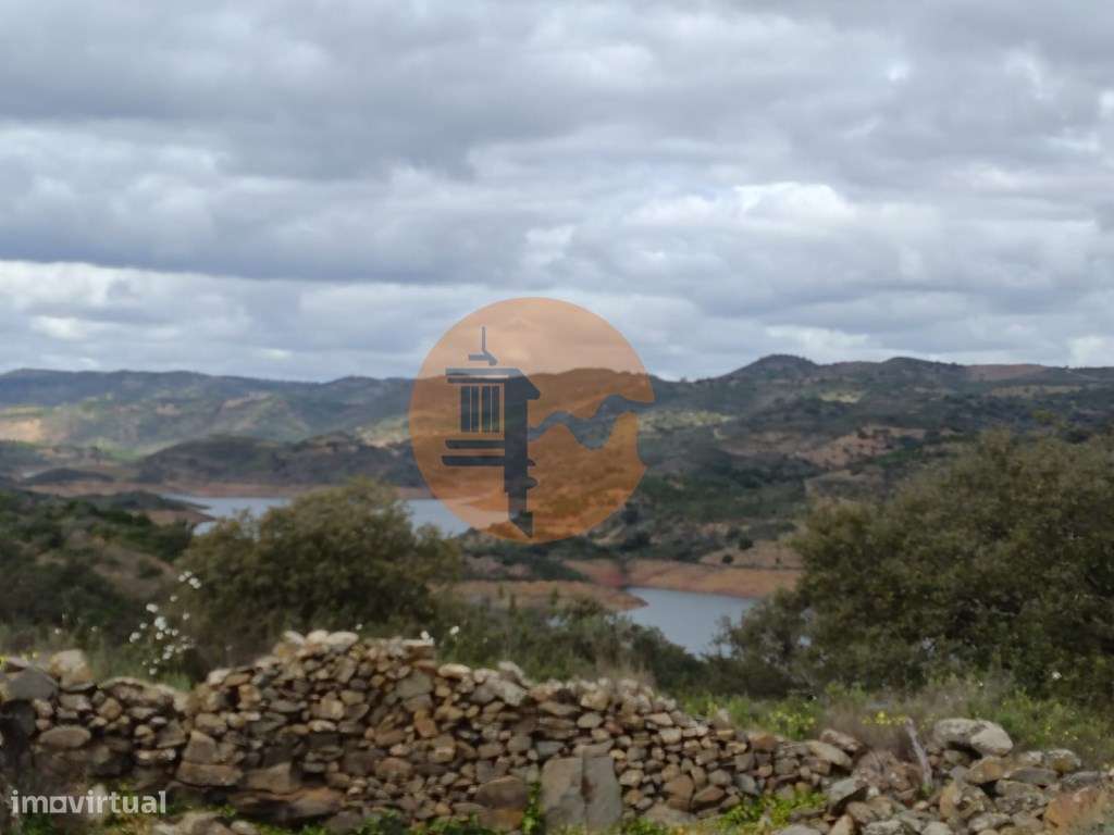 TERRENO COM 2.480 M2 - NA CHOÇA QUEIMADA - ODELEITE - CASTRO MARIM ... - Grande imagem: 5/24