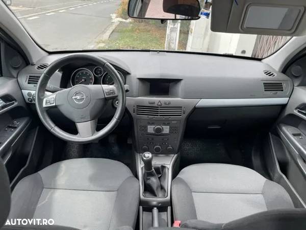 Opel Astra 1.6i Enjoy - 7