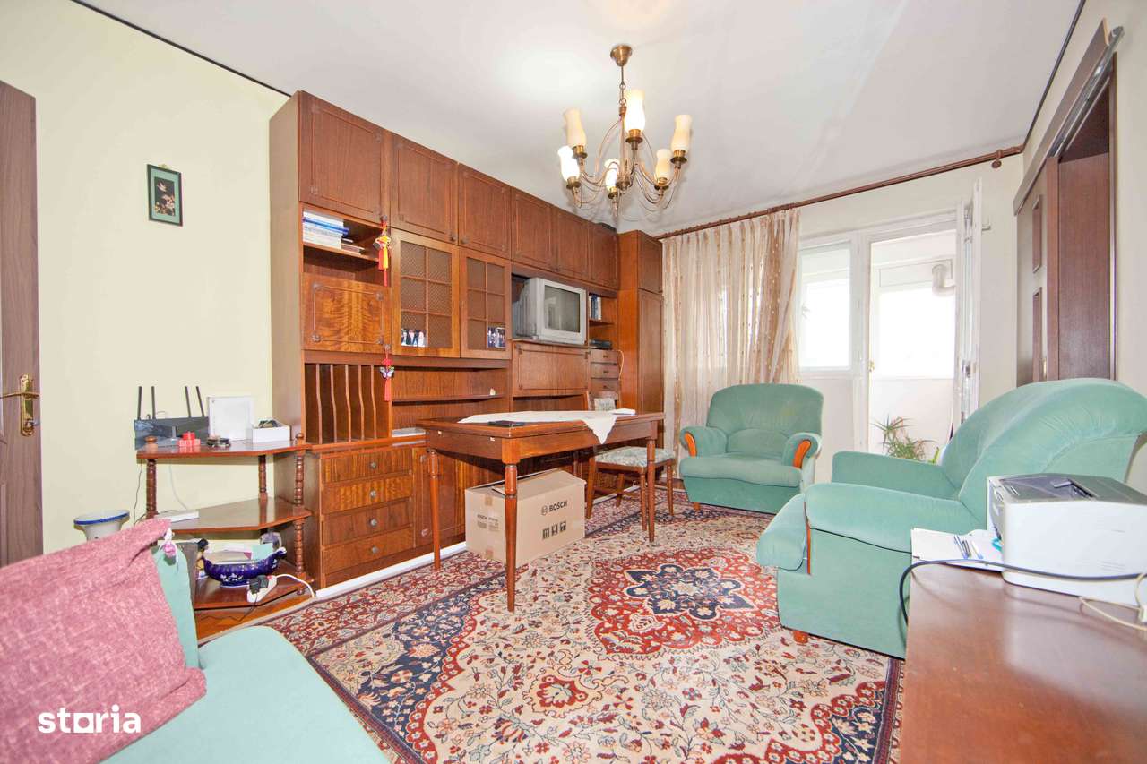 3 camere stradal pe Bulevardul Tineretului vizavi de parc langa metrou-1