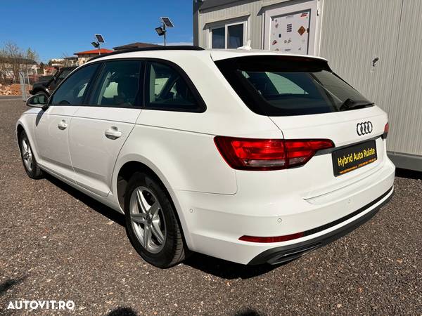 Audi A4 Avant 2.0 TDI S tronic - 2