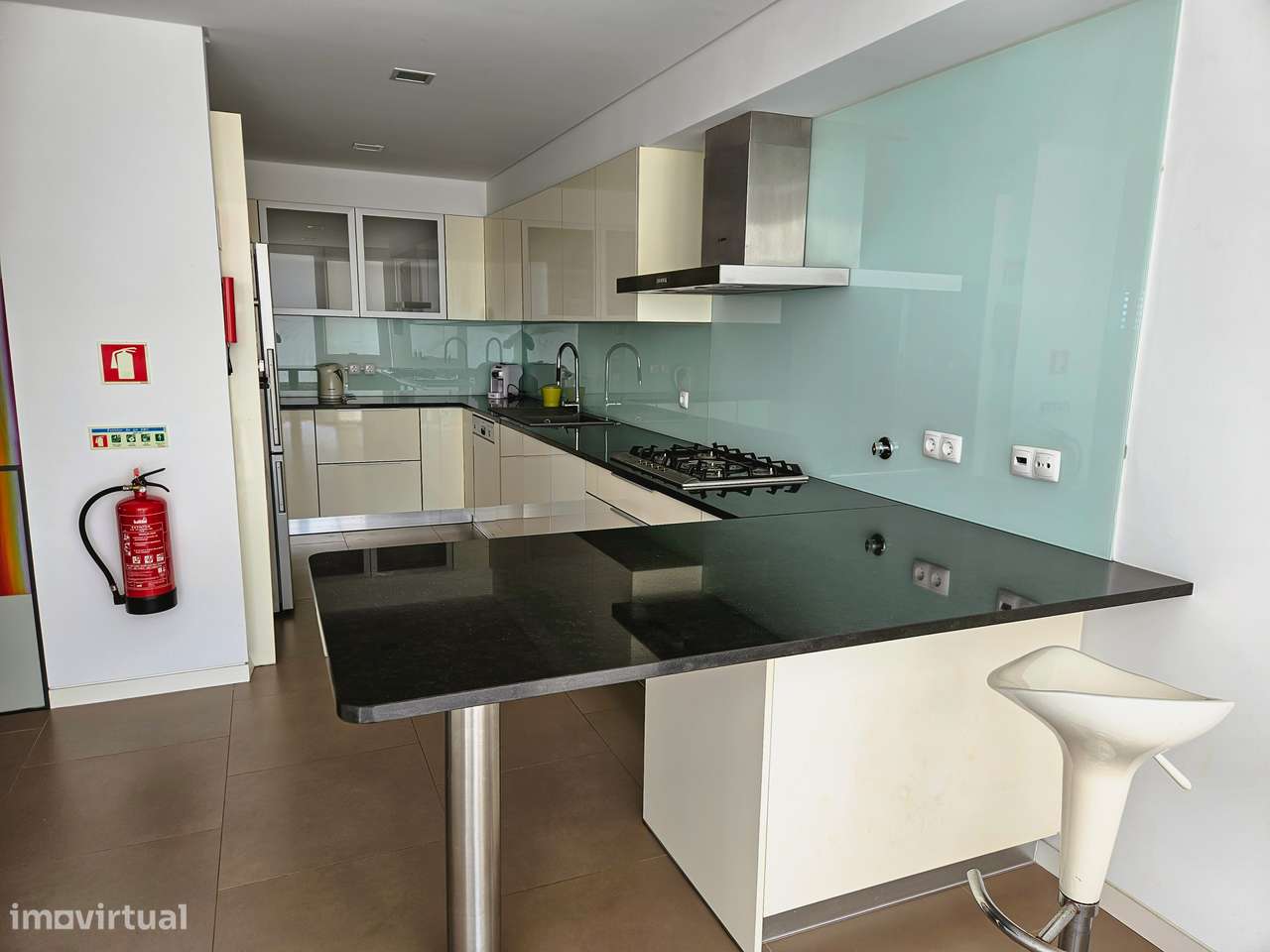 Luxo Contemporâneo à Beira-Mar _ Moradia T3+1 em Condomínio-6