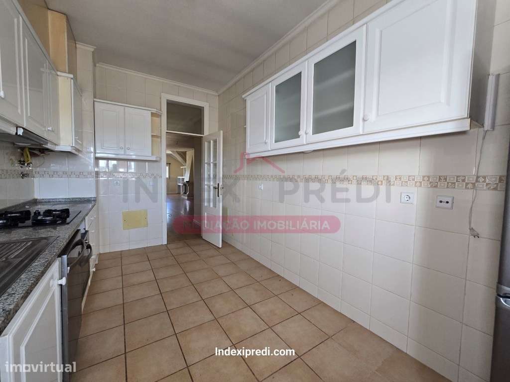 Apartamento T1 + 1- Aradas-19