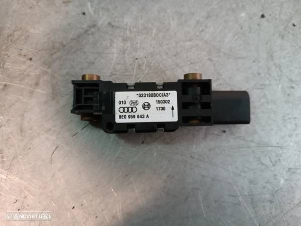 SENSOR DE IMPACTO AIRBAG AUDI A4 B7 A3 8P 8E0959651A 8E0959643B 8P0955557 8E0959643A - 4