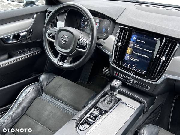 Volvo V90 D4 R-Design - 16