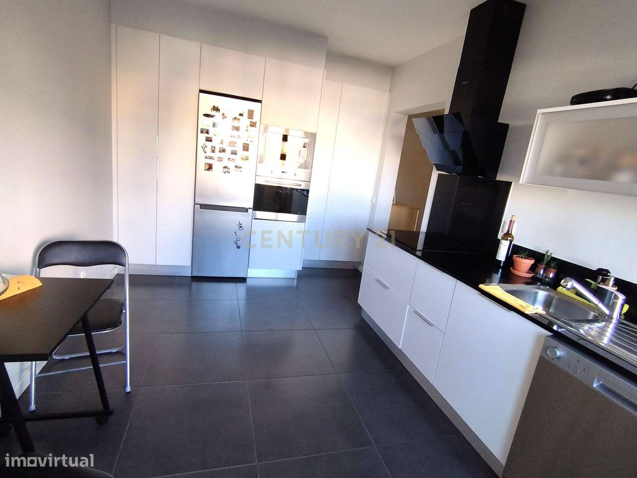 Apartamento T4 com varanda,  no coração da cidade de Torres Vedras. - Grande imagem: 5/13