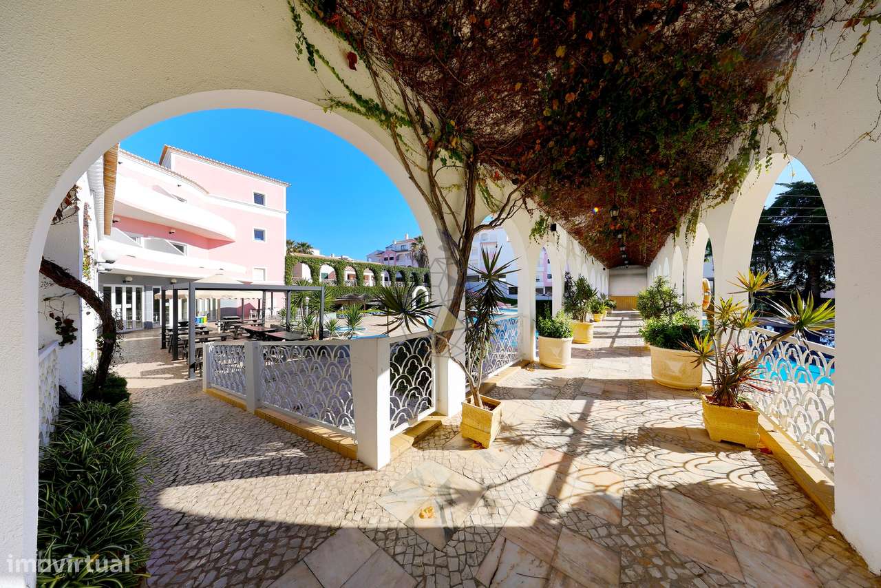 Apartamento T0+1 à venda na Vila Rosa - Portimão - Grande imagem: 2/41