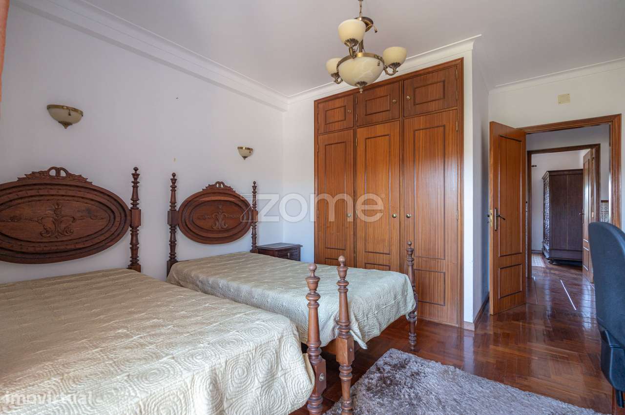 Apartamento T2 Duplex em Santo António dos Olivais, Coimbra-15