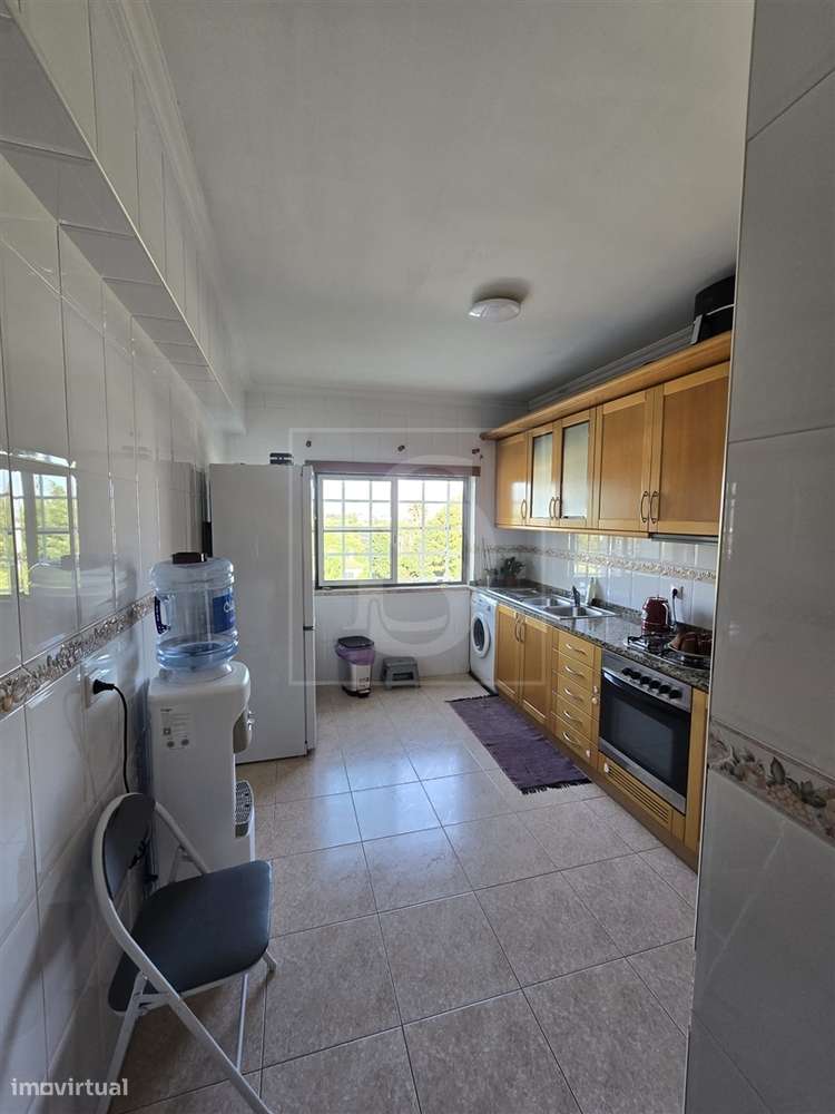 Apartamento T3 com Garagem  em Torres Novas-9