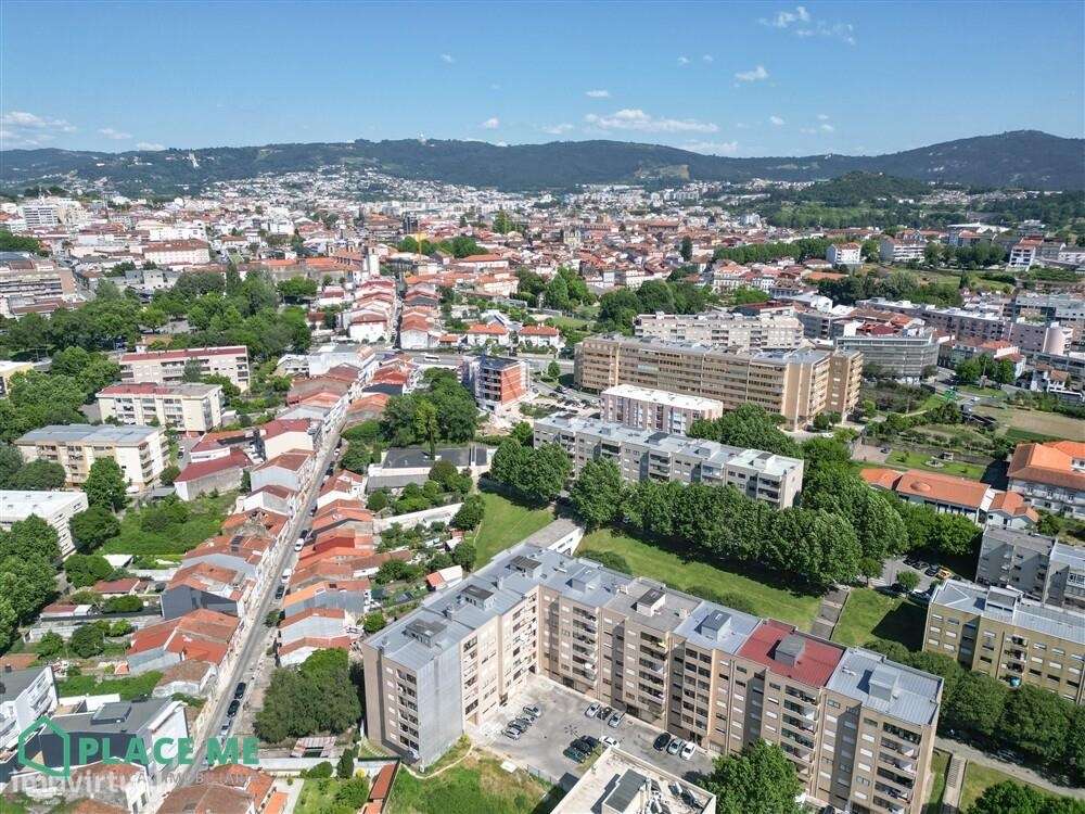 Apartamento T1+1 próximo da Estação de Comboios-3
