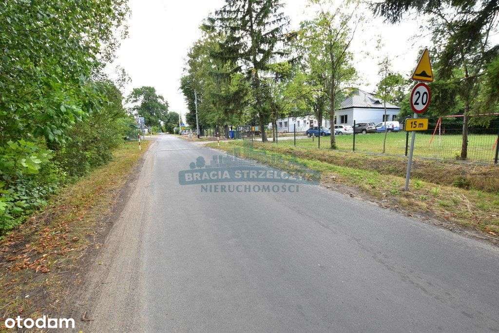 Urokliwa działka z mediami w drodze-7