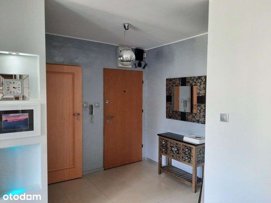 Przestronne i wygodne dwupoziomowe z garażem!-4