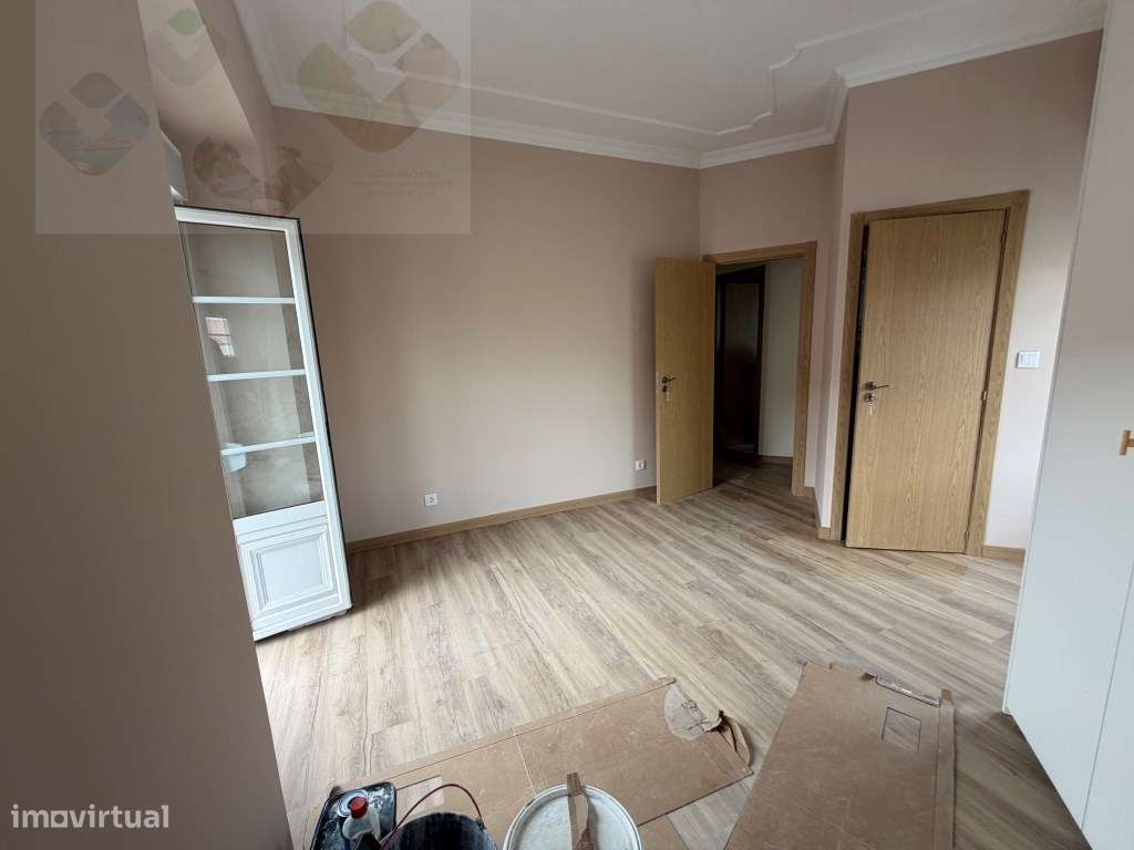 Ótimo T2 - Amadora centro (igreja)-31