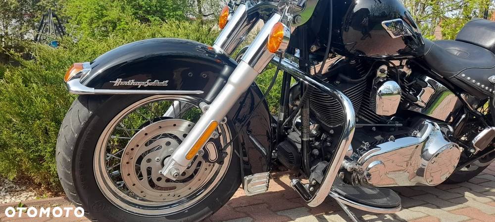 Harley-Davidson Softail Heritage Classic - 24