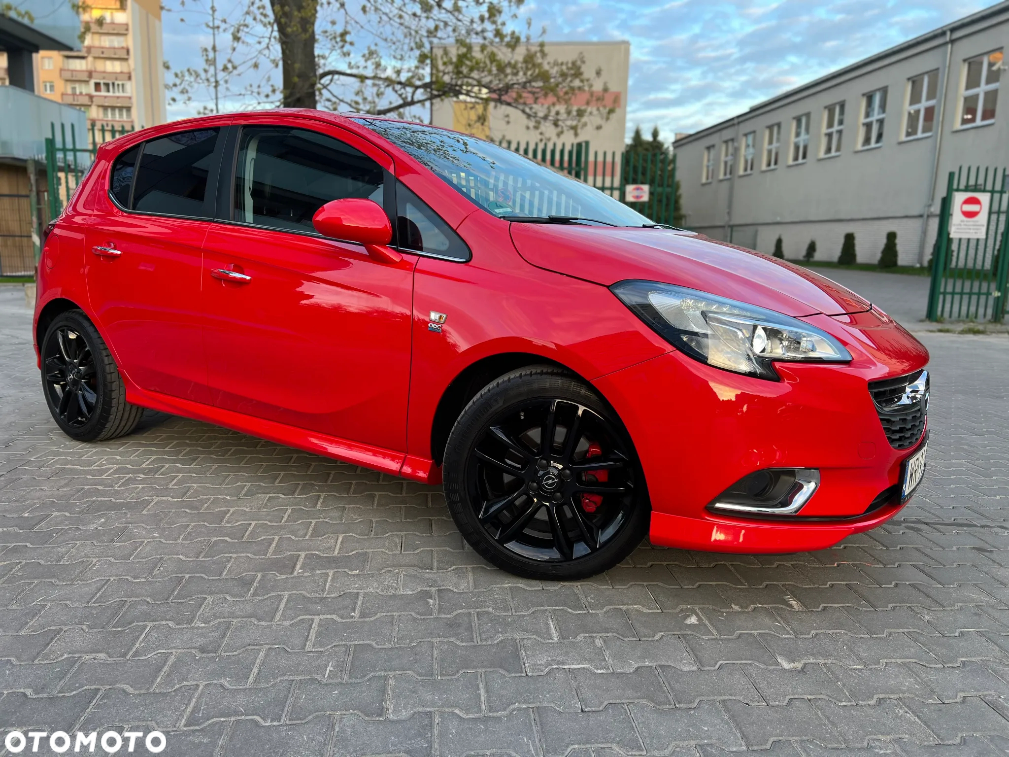 Opel Corsa 1.0 T Cosmo S&S - 2