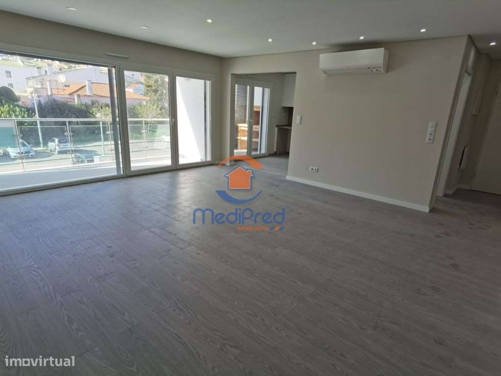 Apartamento T2, em condomínio privado, com BOX | Loures - Grande imagem: 4/24