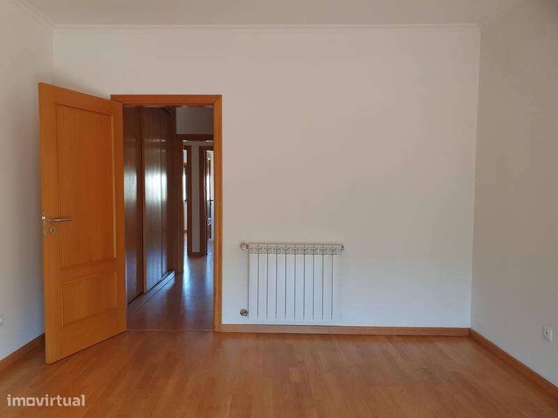 Apartamento T3 com garagem e arrecadação no Montijo - Grande imagem: 5/16