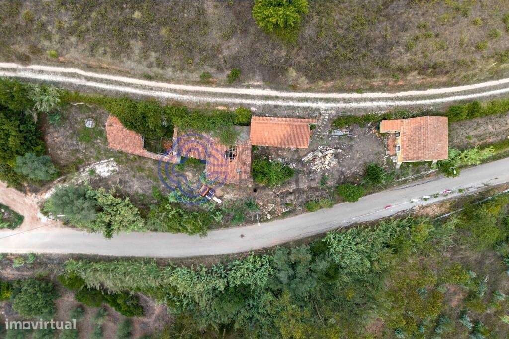Moradia térrea T1 em Vidais, Caldas da Rainha para reconstruir-3