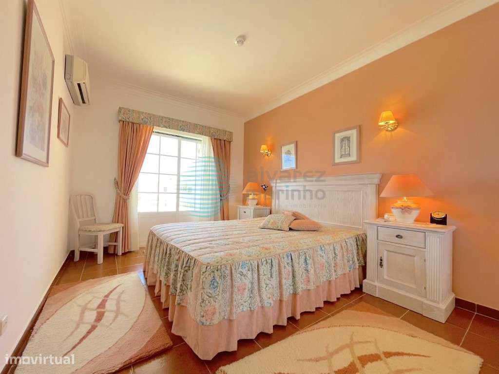 Penthouse 4 assoalhadas com uma área de 232m2, terraço 107m2, Vau, ...-42