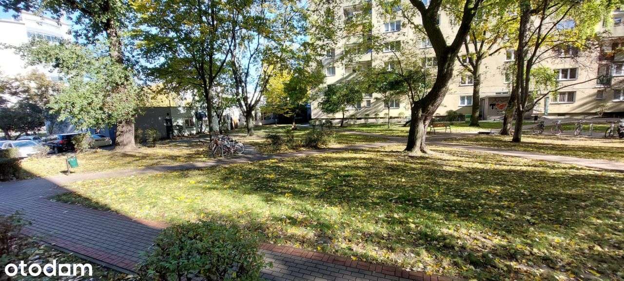 Mieszkanko z Kw przy Al. Jana Pawła II-11