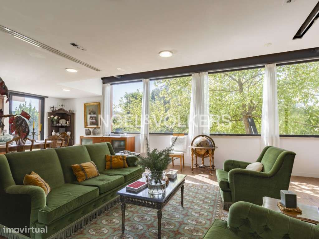 Mini Quinta com Villa Moderna e Ambiente Natural Único - Grande imagem: 4/49