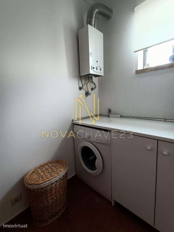 Moradia T6 - Alcanede, Santarém com licença para ALOJAMENTO LOCAL-23