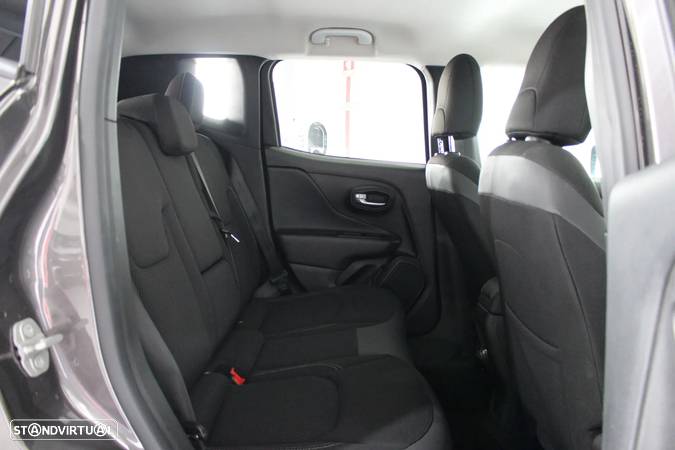 Jeep Renegade 1.6 MJD Limited DCT - 35