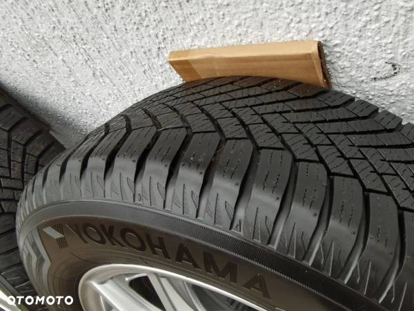 KOŁA 5x112 205/60 R16 YOKOHAMA ZIMA 2022 MERCEDES C A KLASA W205 - 5