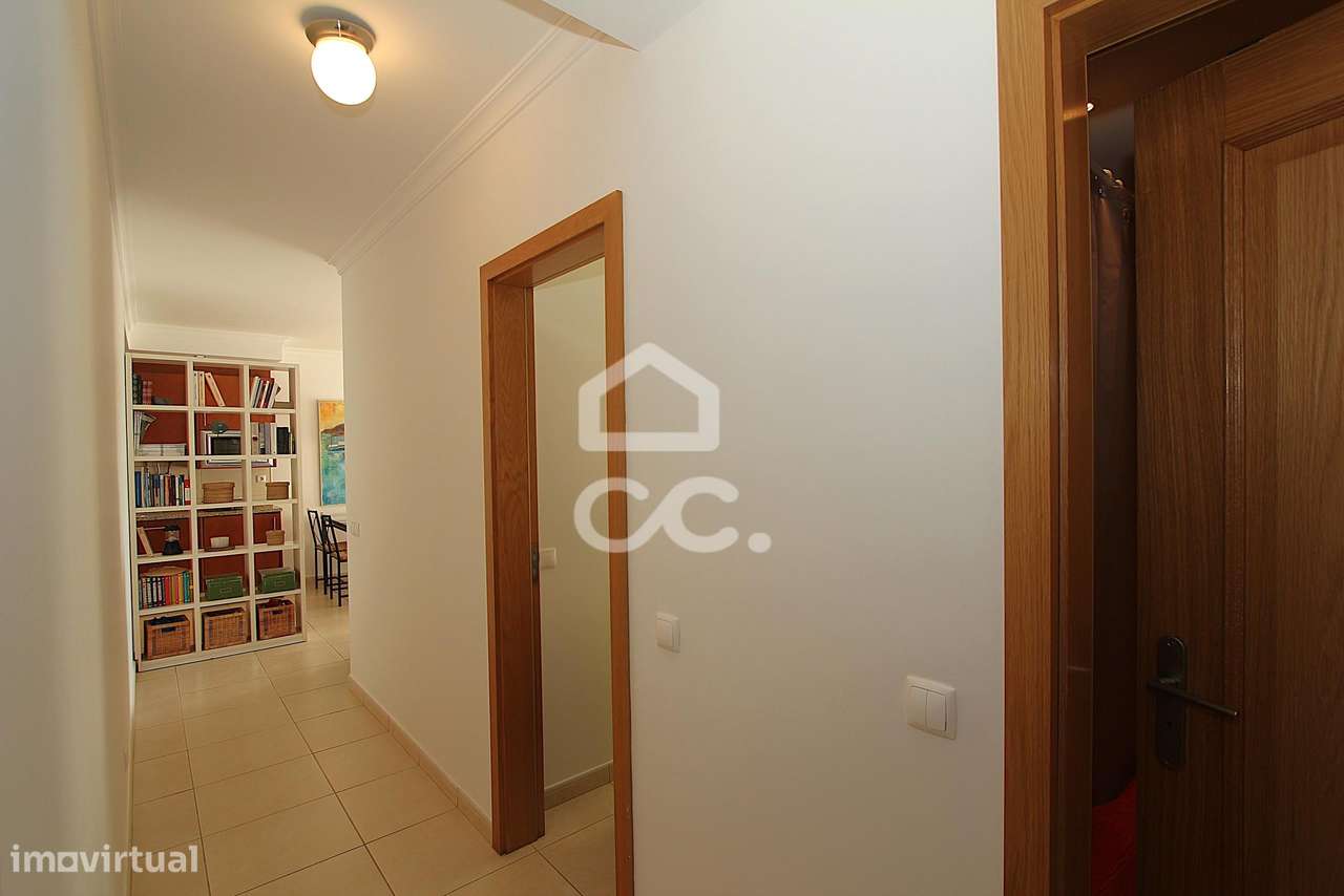 Apartamento T1 (T0+1) com VISTA MAR na primeira Linha de Praia em Arma-14