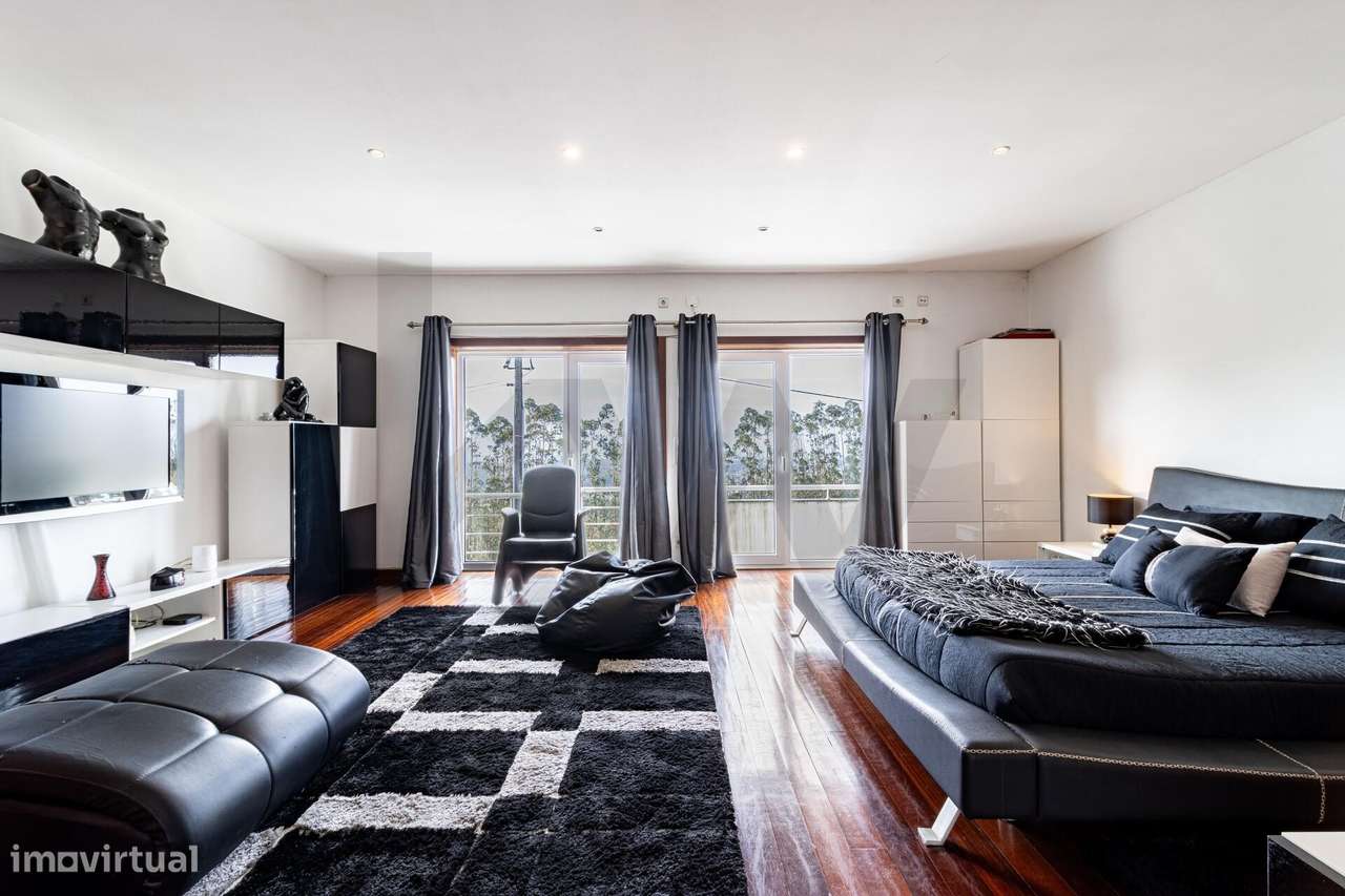 Moradia T3 de 3 Frentes em Sanfins – Santa Maria da Feira - Grande imagem: 4/28