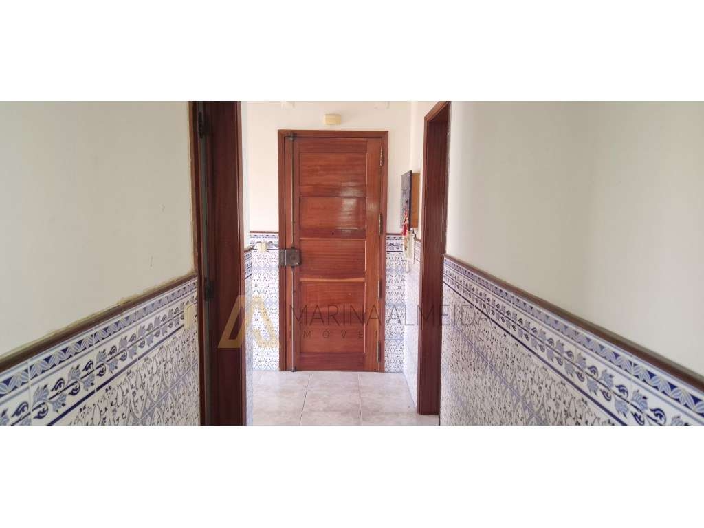 Apartamento t3 com 105m2, com zona de lavandaria, 2 varandas, e arr...-13
