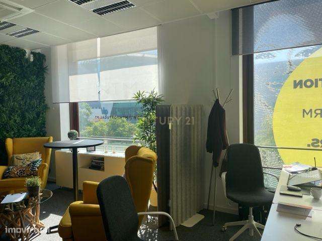 Escritório 155 m² e 5 lugares de estacionamento  – Parque das Nações ( - Grande imagem: 5/22