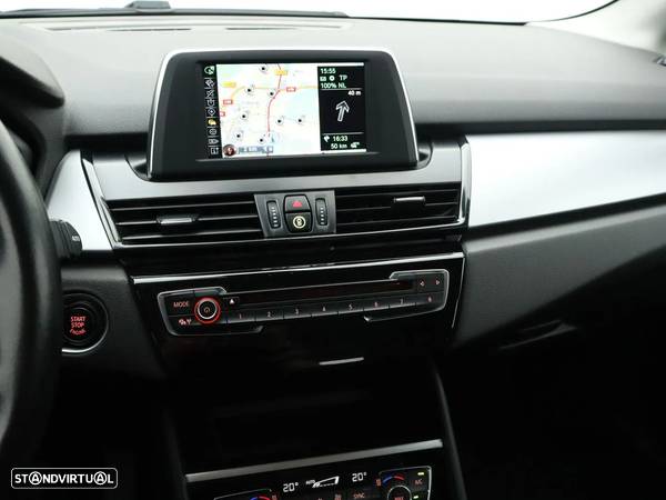 BMW 216 Active Tourer d Line Luxury - 23